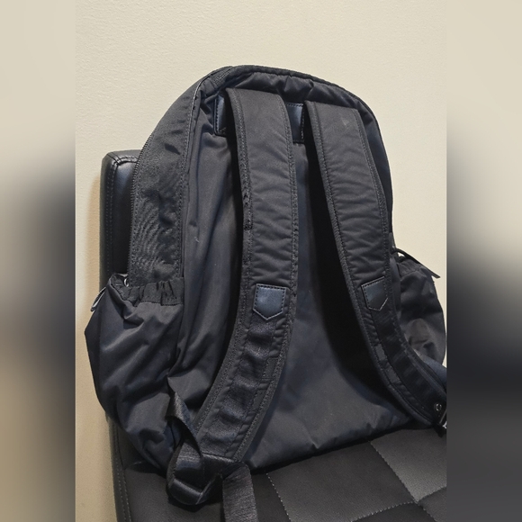 Lululemon black backpack - Picture 10 of 10